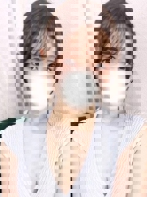 高梨める