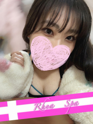 水瀬なぎ