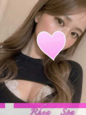 足立 えみな