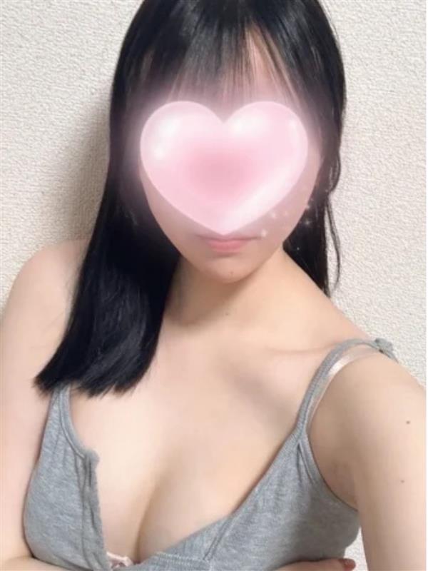 かすみ【女子大生】